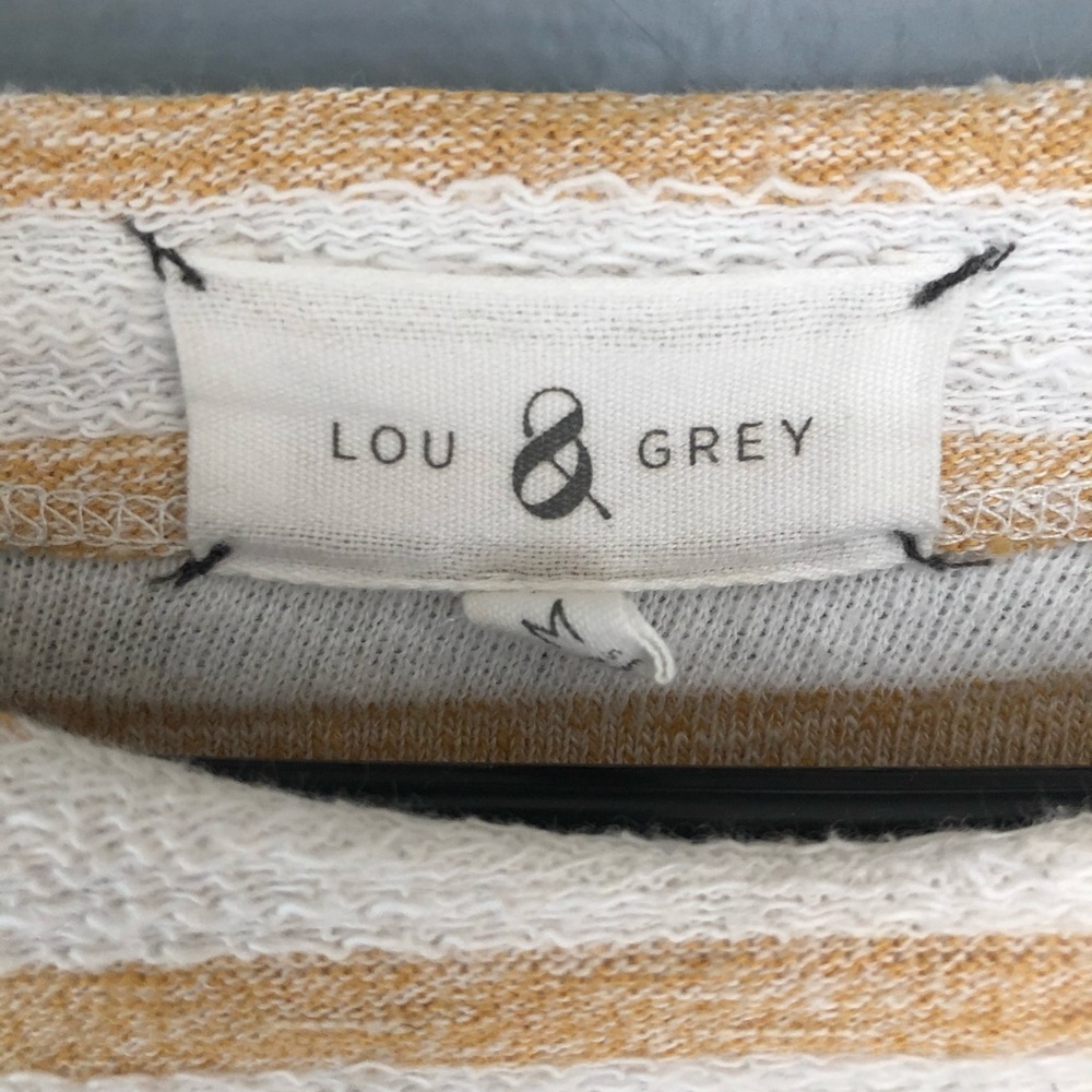 Sweater - Picture 3 of 3